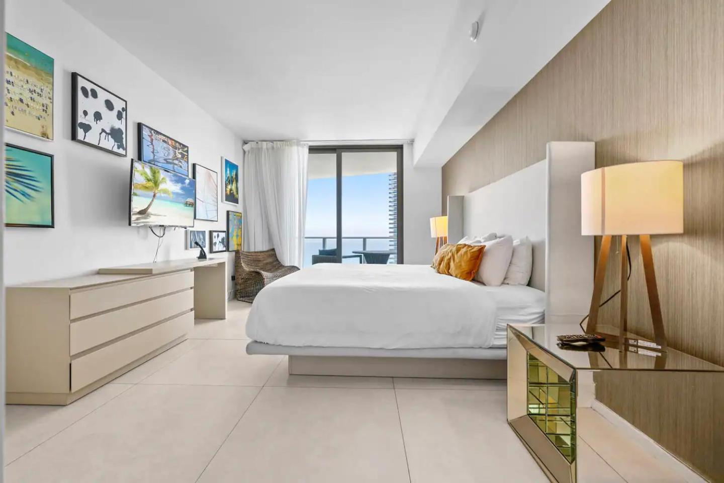 Upscale Comfort And Breathtaking Views At H Hollywood Residences By Zelloo Beverley Beach Luaran gambar